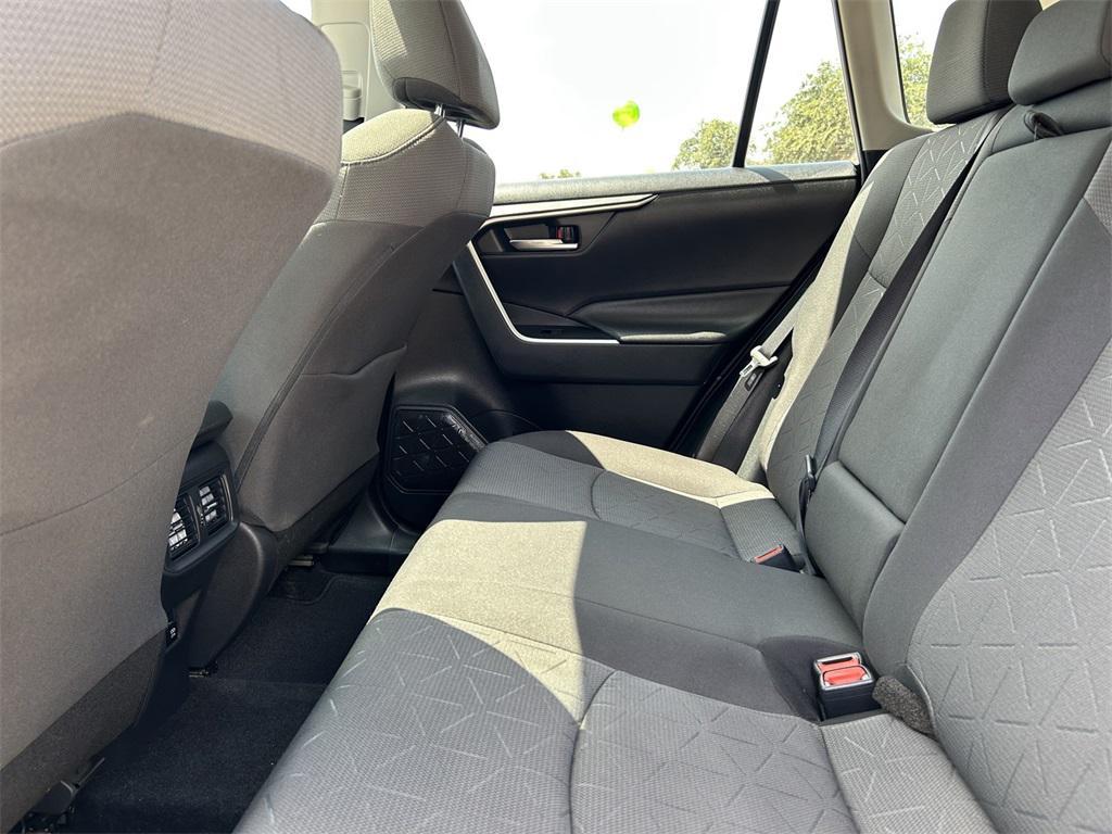 used 2021 Toyota RAV4 Hybrid car, priced at $26,774