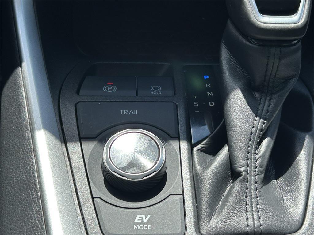 used 2022 Toyota RAV4 Hybrid car, priced at $35,151