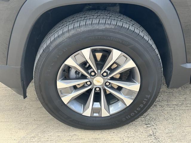 used 2025 Chevrolet Equinox car, priced at $28,411