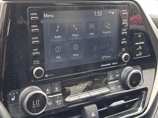 used 2020 Toyota Highlander car, priced at $28,691