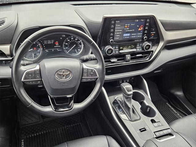 used 2020 Toyota Highlander car, priced at $28,691