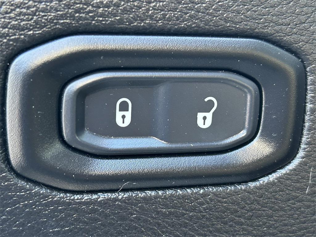 used 2020 Jeep Gladiator car, priced at $29,491