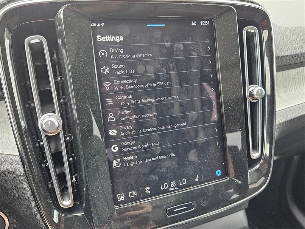 used 2024 Volvo XC40 car, priced at $33,304