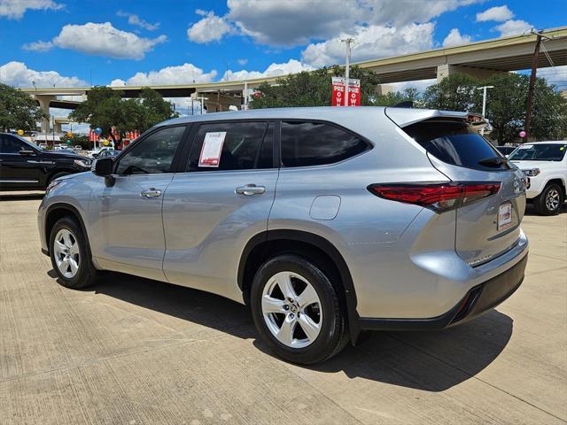 used 2023 Toyota Highlander car, priced at $41,991