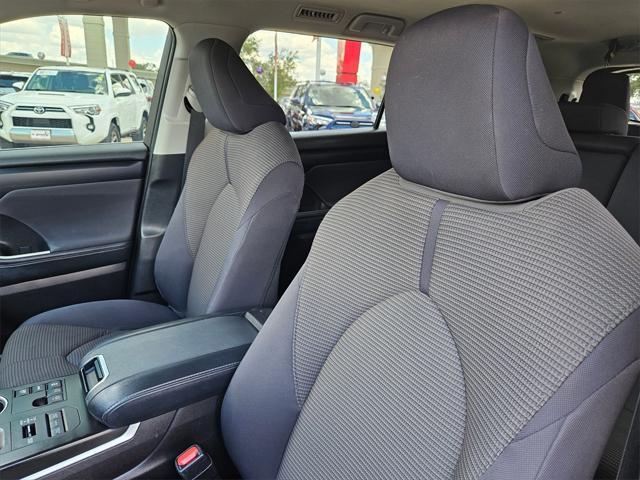 used 2023 Toyota Highlander car, priced at $41,991