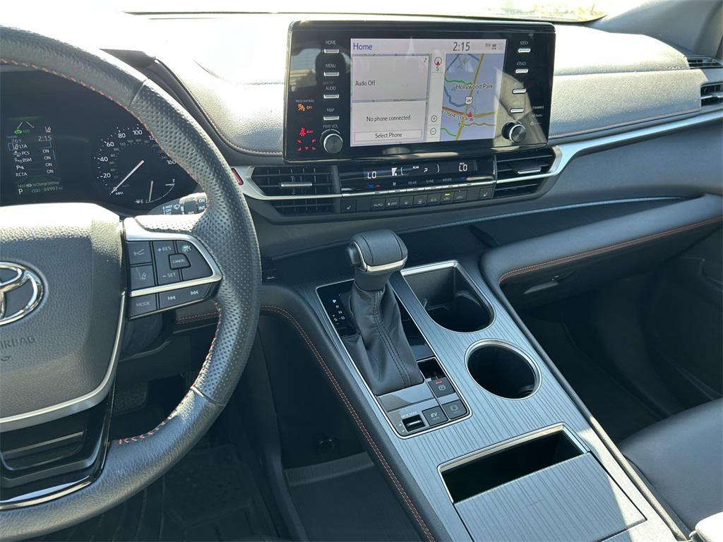 used 2022 Toyota Sienna car, priced at $44,010