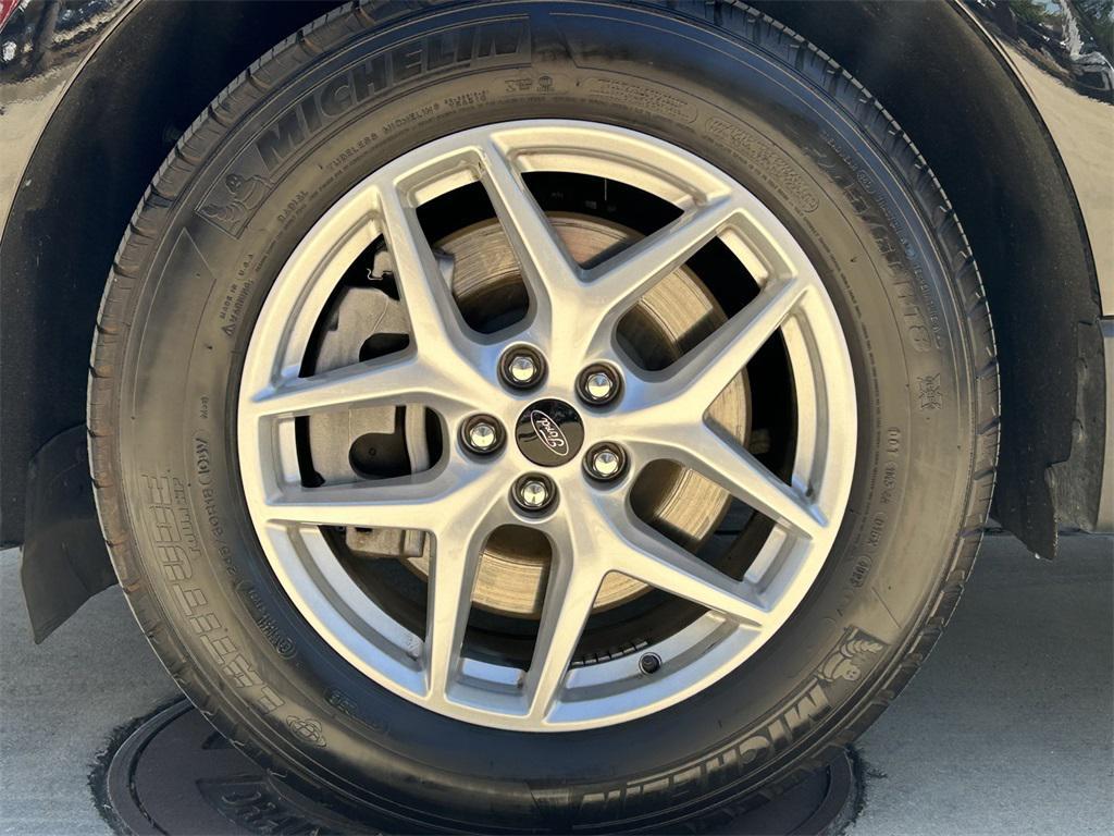 used 2024 Ford Edge car, priced at $23,422
