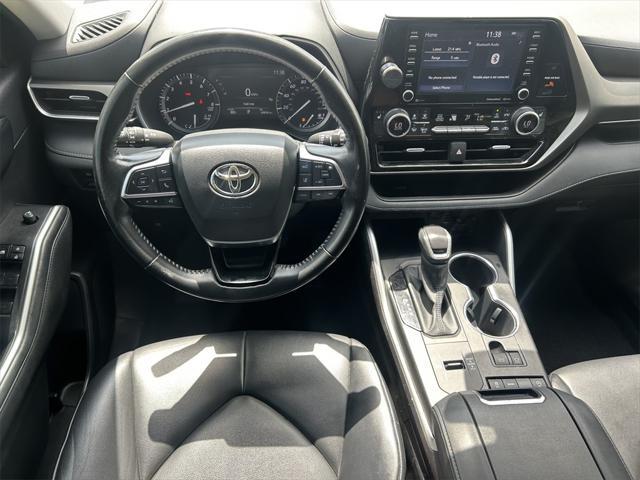 used 2021 Toyota Highlander car, priced at $30,891
