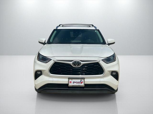 used 2021 Toyota Highlander car, priced at $30,891