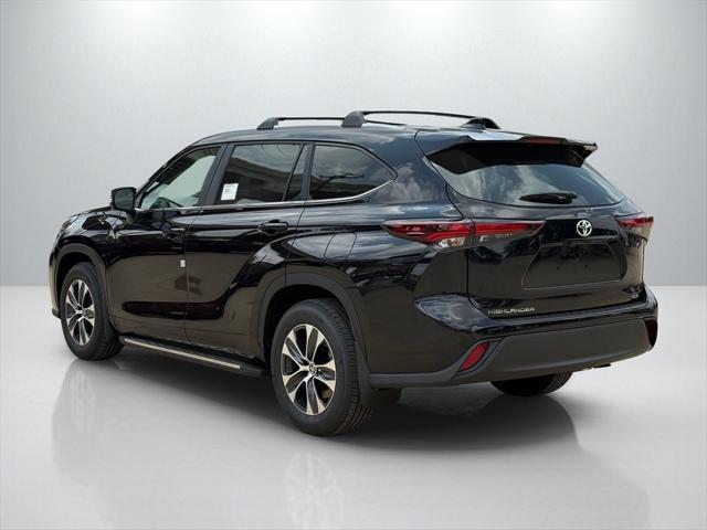 new 2025 Toyota Highlander car, priced at $44,886