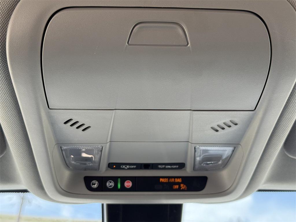 used 2024 Chevrolet Equinox car, priced at $21,644