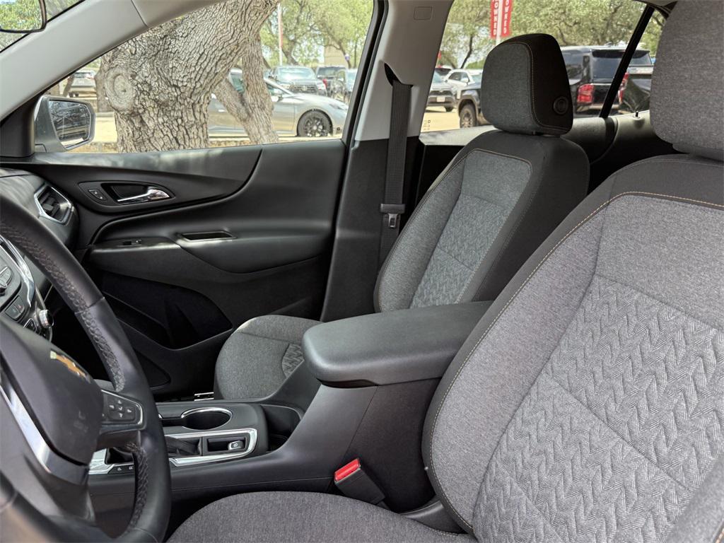 used 2024 Chevrolet Equinox car, priced at $21,644