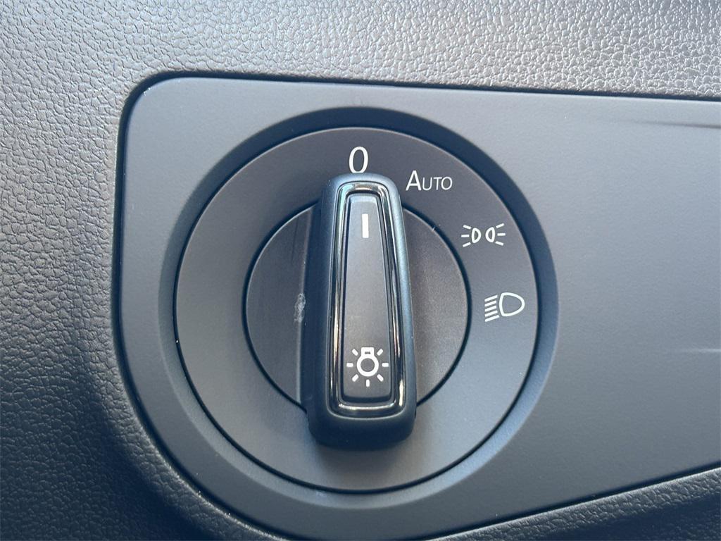 used 2022 Volkswagen Tiguan car, priced at $20,324