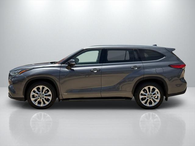 used 2023 Toyota Highlander Hybrid car, priced at $45,891