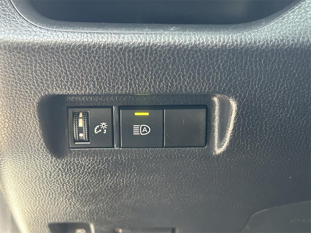 used 2020 Toyota RAV4 Hybrid car, priced at $25,221