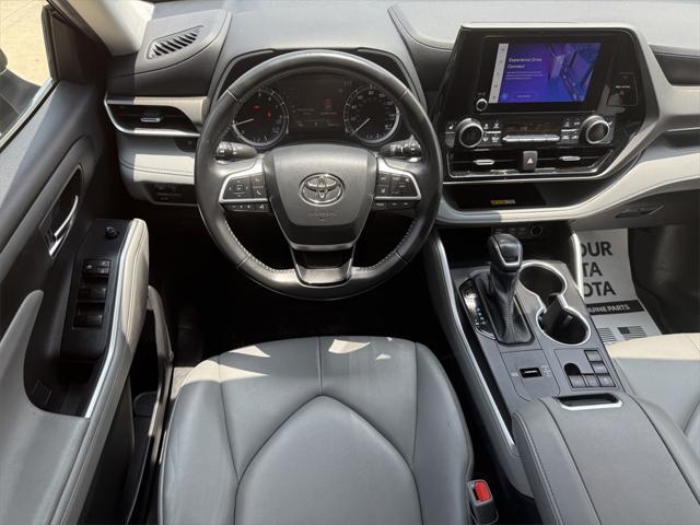 used 2023 Toyota Highlander car, priced at $36,892