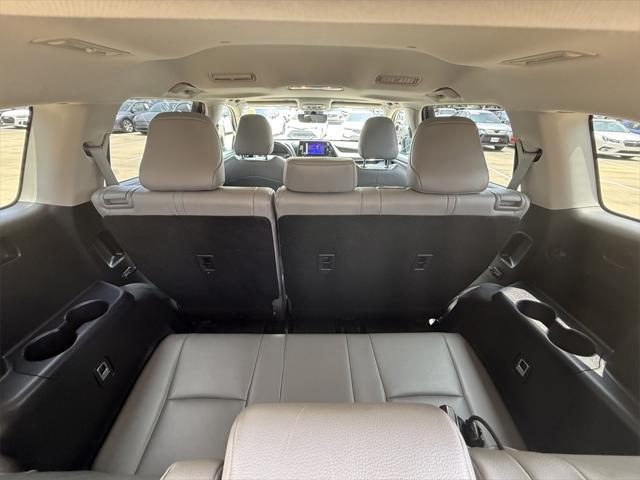used 2023 Toyota Highlander car, priced at $36,892