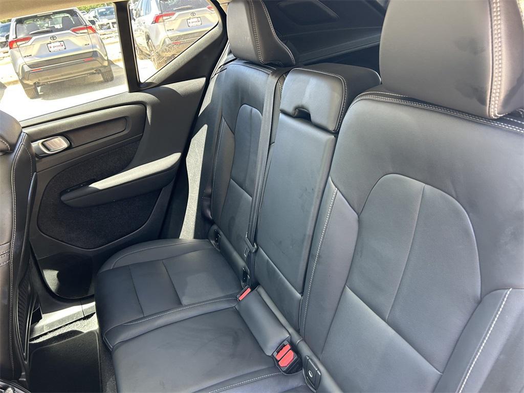 used 2024 Volvo XC40 car, priced at $25,772