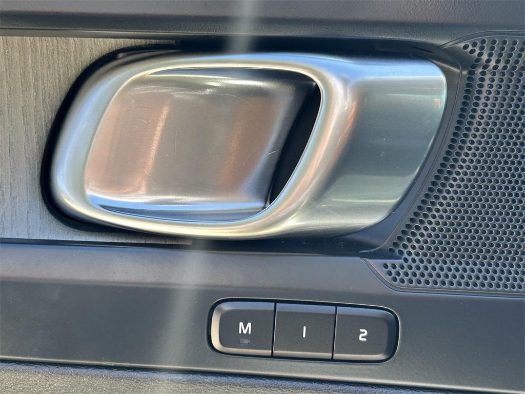 used 2024 Volvo XC40 car, priced at $25,772