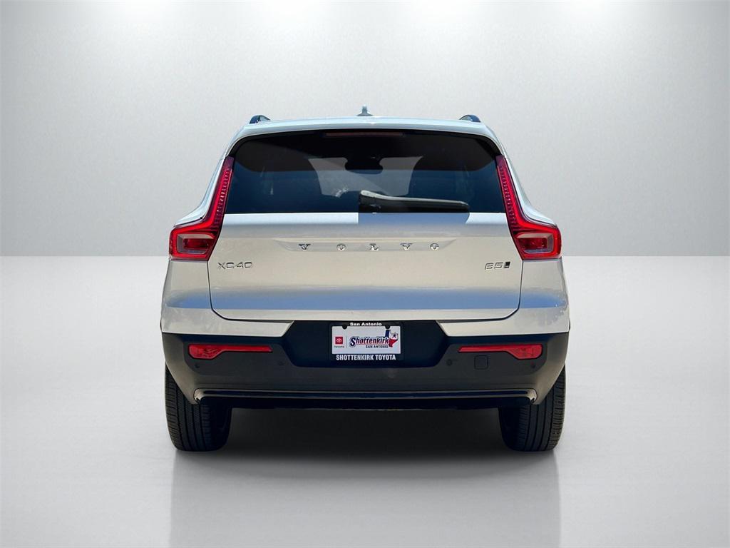 used 2024 Volvo XC40 car, priced at $25,772