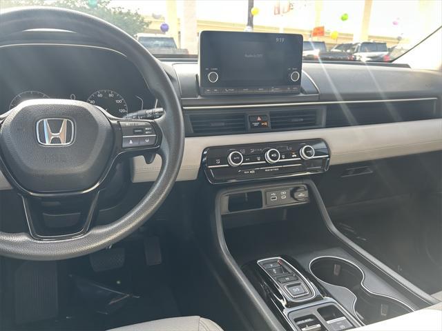 used 2023 Honda Pilot car, priced at $33,411