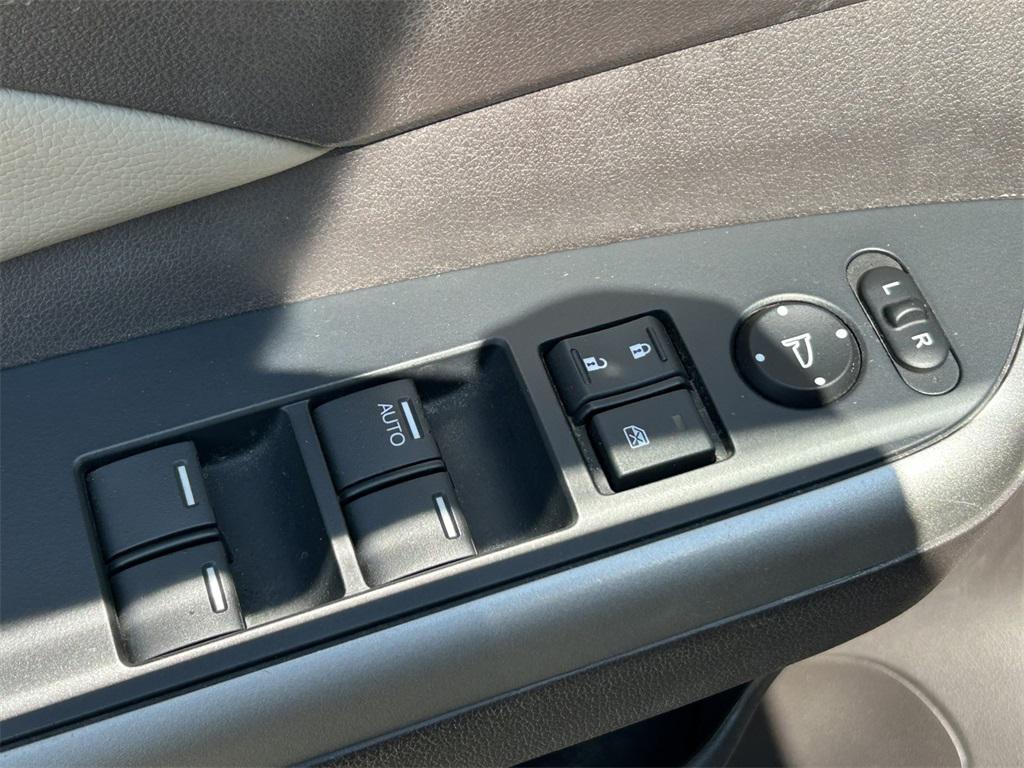used 2014 Honda CR-V car, priced at $18,364