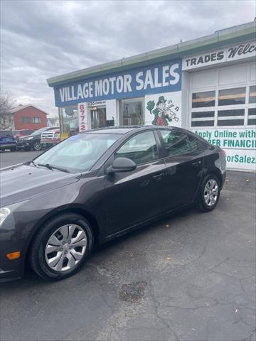 used 2014 Chevrolet Cruze car, priced at $8,995