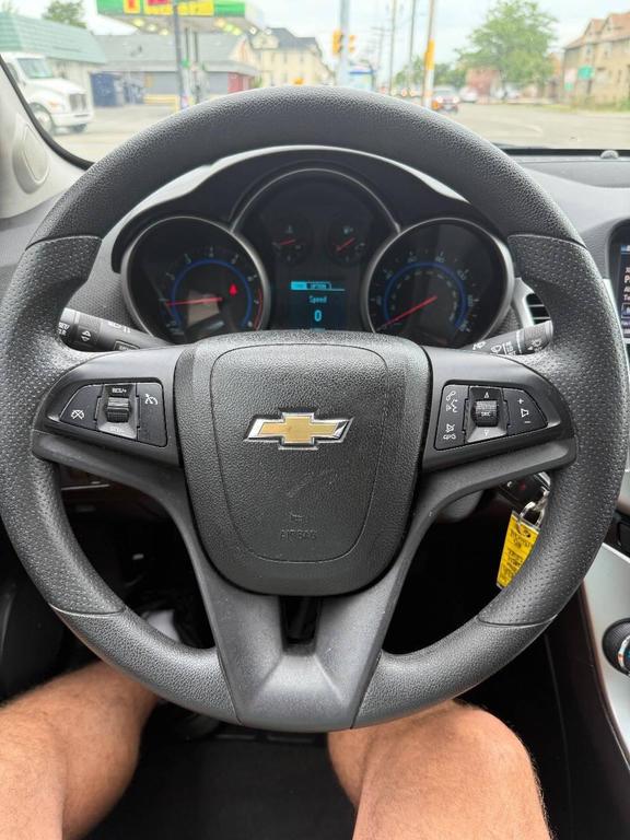 used 2016 Chevrolet Cruze Limited car, priced at $9,992