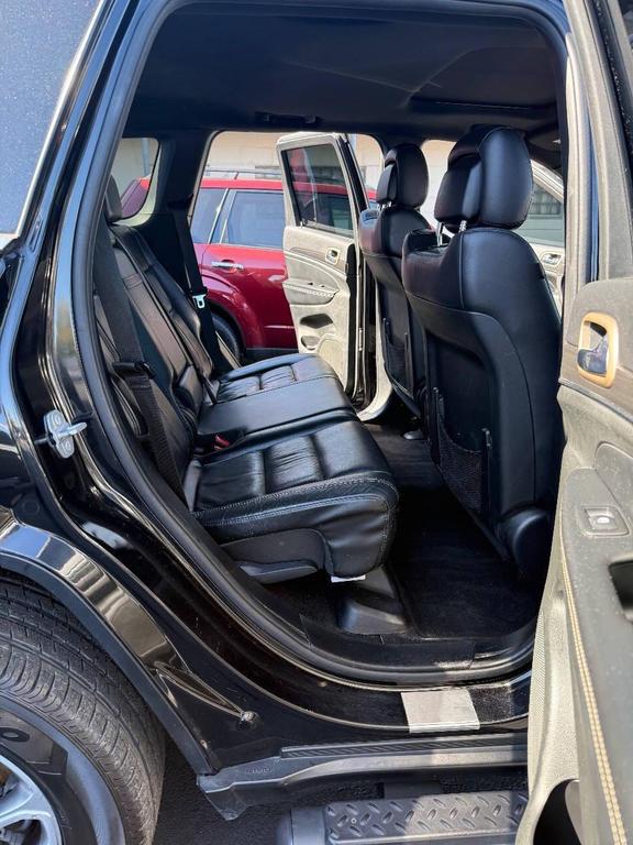 used 2015 Jeep Grand Cherokee car, priced at $11,995
