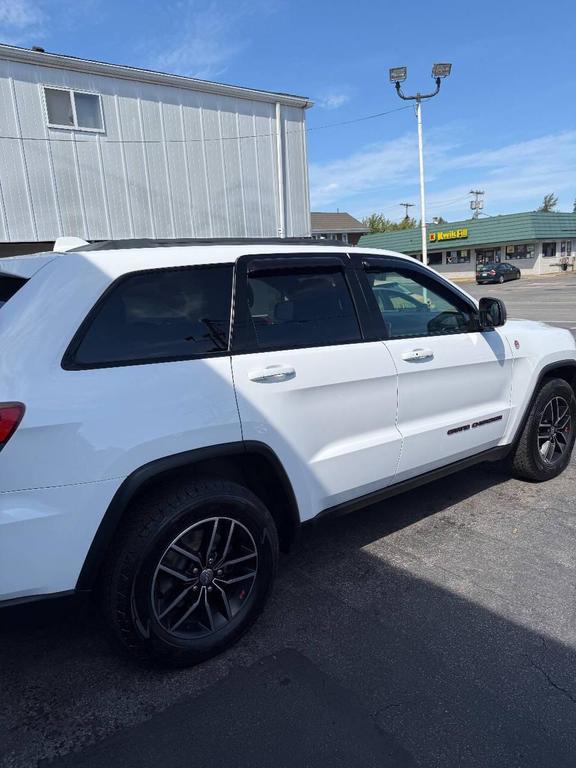 used 2018 Jeep Grand Cherokee car, priced at $17,995