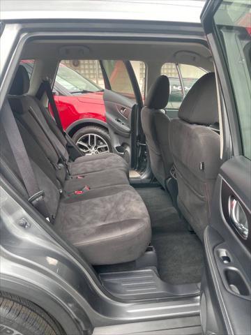 used 2015 Nissan Rogue car, priced at $10,995