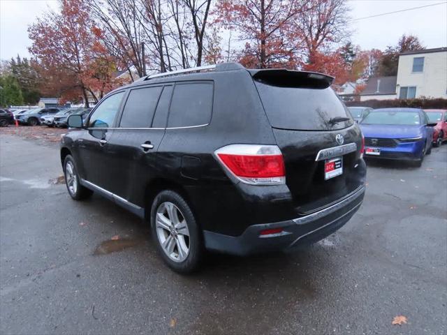 used 2013 Toyota Highlander car, priced at $15,995