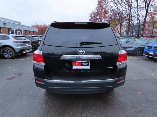 used 2013 Toyota Highlander car, priced at $15,995