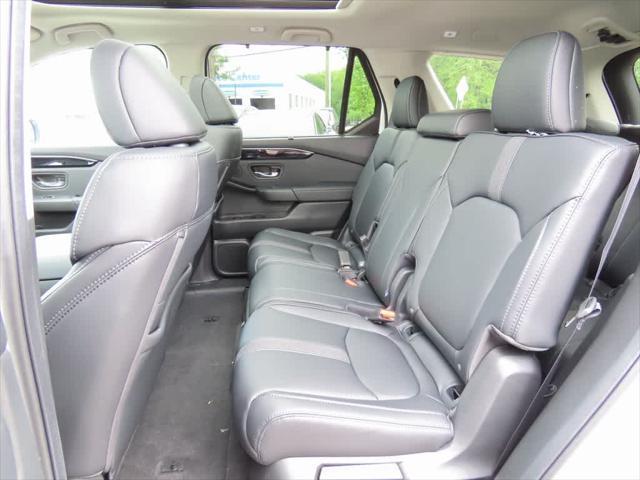 new 2025 Honda Pilot car, priced at $53,405