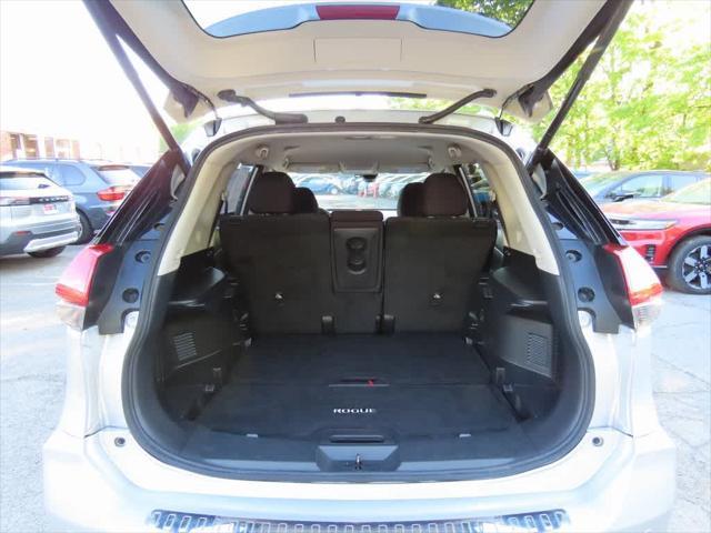 used 2020 Nissan Rogue car, priced at $15,995