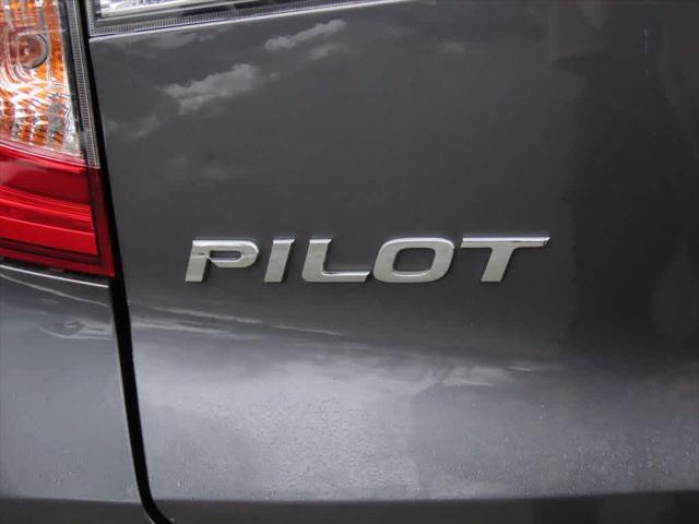 used 2021 Honda Pilot car, priced at $27,595