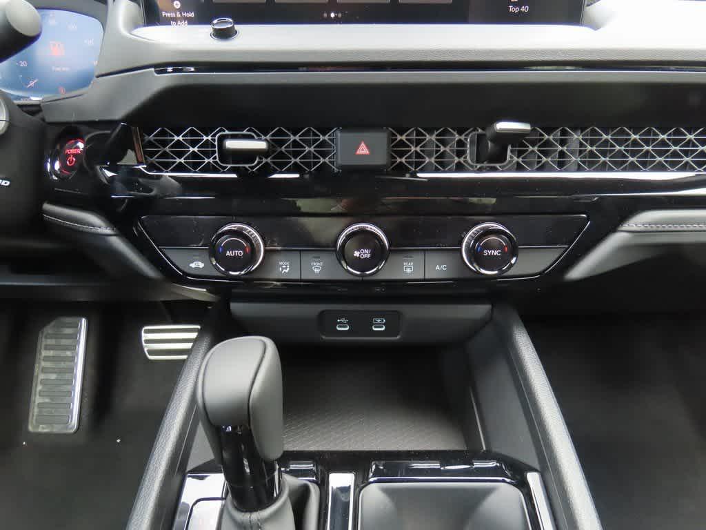 new 2025 Honda Accord Hybrid car, priced at $35,305