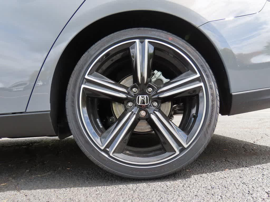 new 2025 Honda Accord Hybrid car, priced at $35,305