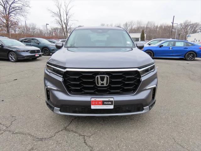 new 2025 Honda Pilot car, priced at $56,250