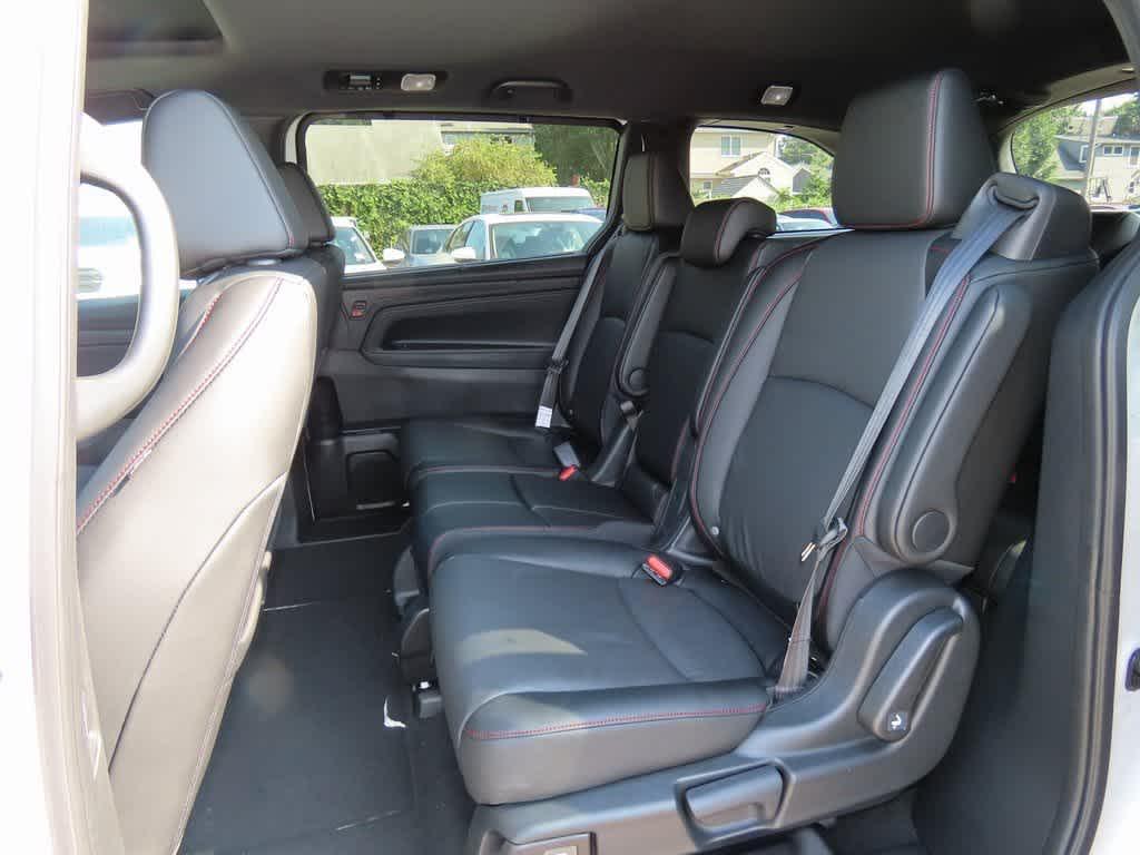 new 2026 Honda Odyssey car, priced at $45,845