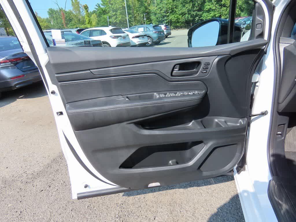 new 2026 Honda Odyssey car, priced at $45,845