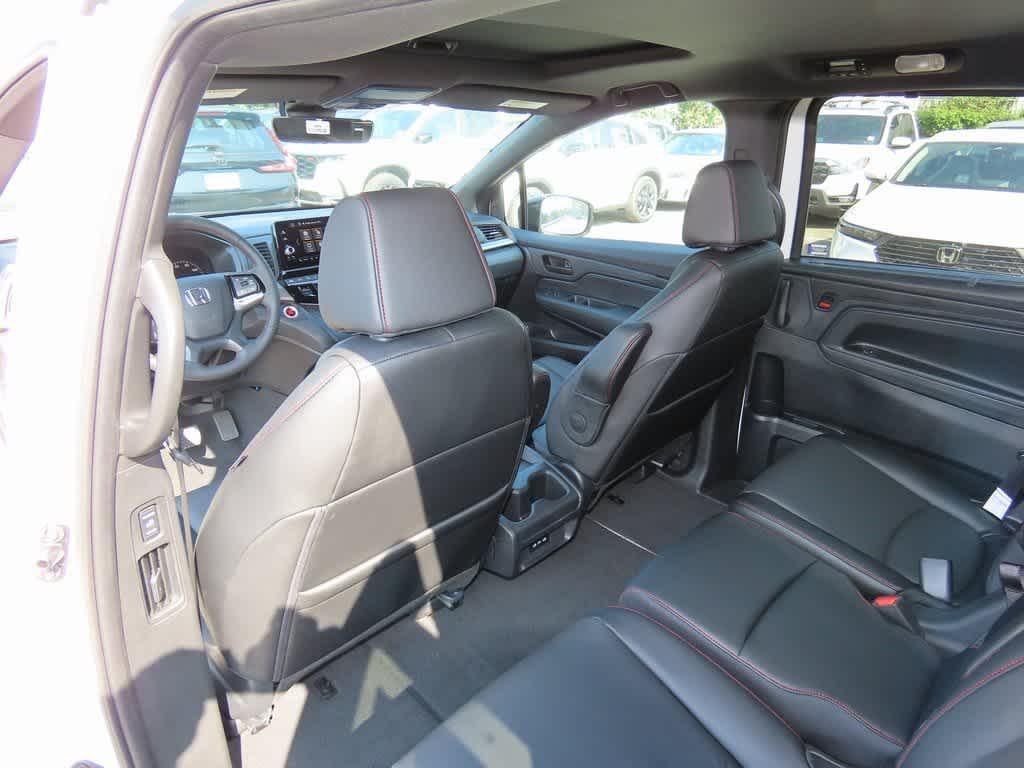 new 2026 Honda Odyssey car, priced at $45,845