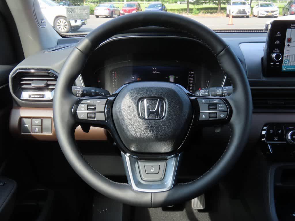 new 2025 Honda Pilot car, priced at $55,760
