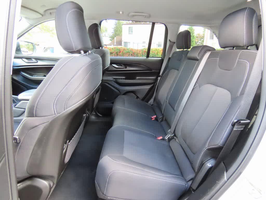 used 2023 Jeep Grand Cherokee car, priced at $25,995