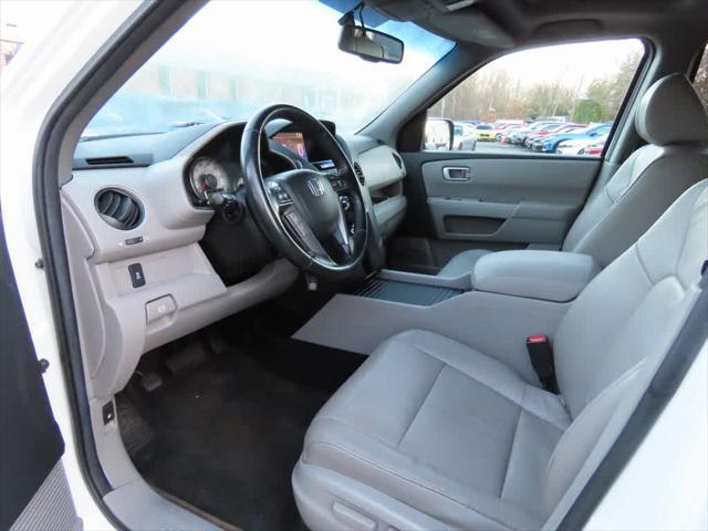 used 2013 Honda Pilot car, priced at $10,995