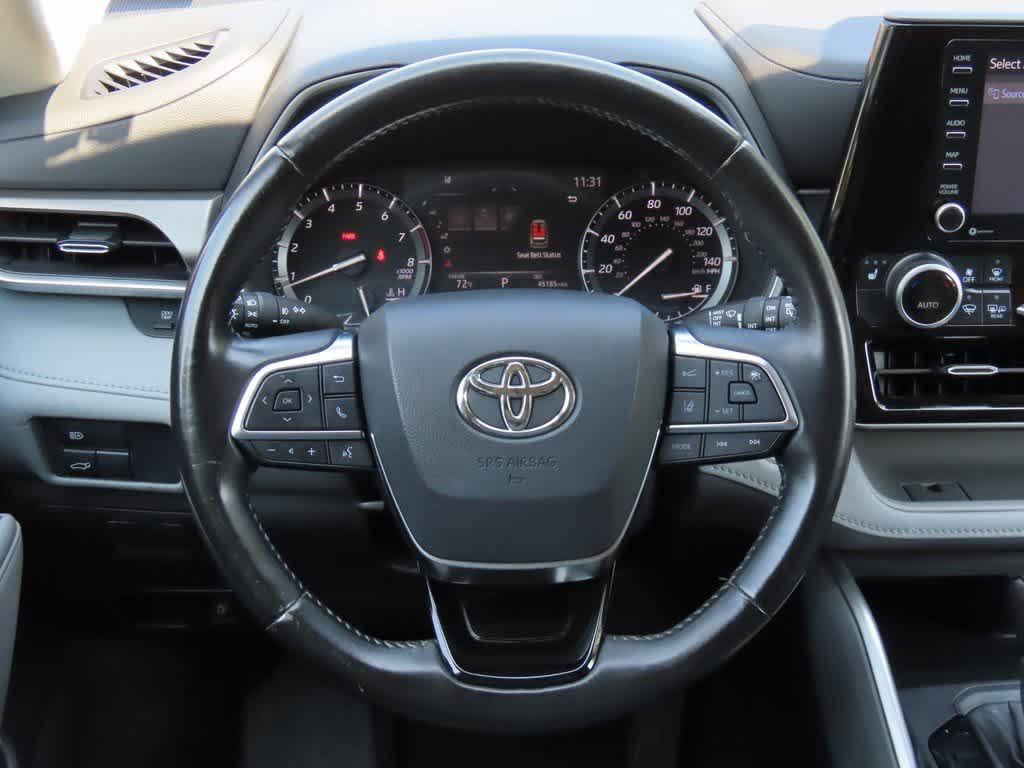 used 2021 Toyota Highlander car, priced at $26,995