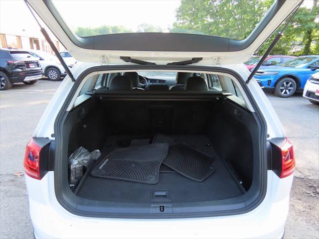 used 2017 Volkswagen Golf Alltrack car, priced at $13,595