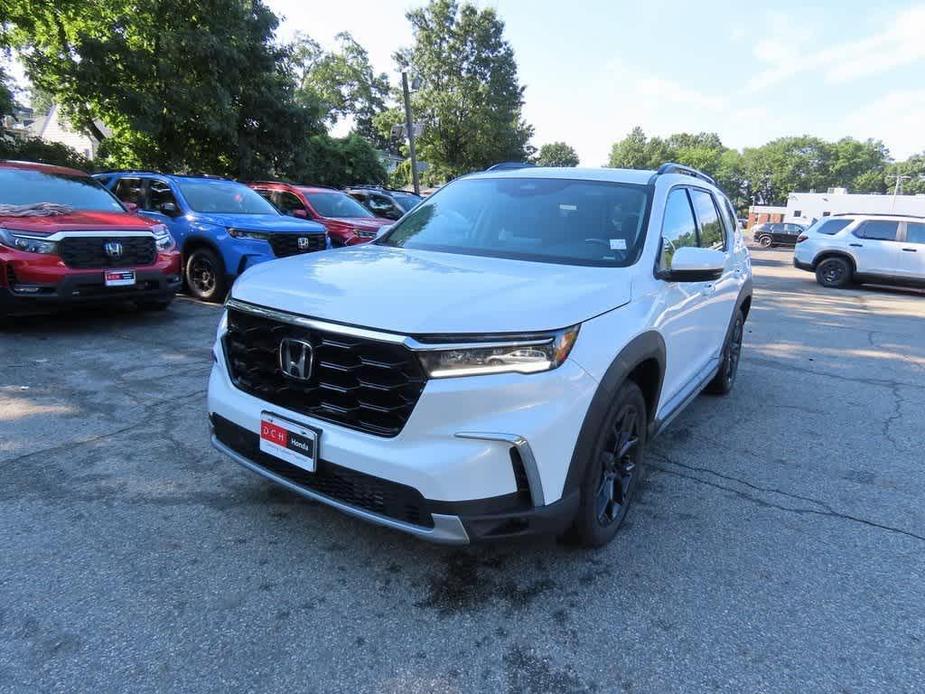 new 2025 Honda Pilot car