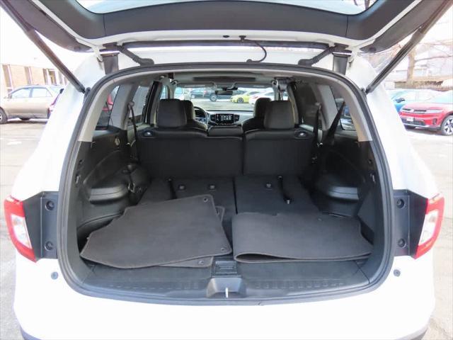 used 2022 Honda Pilot car, priced at $26,995