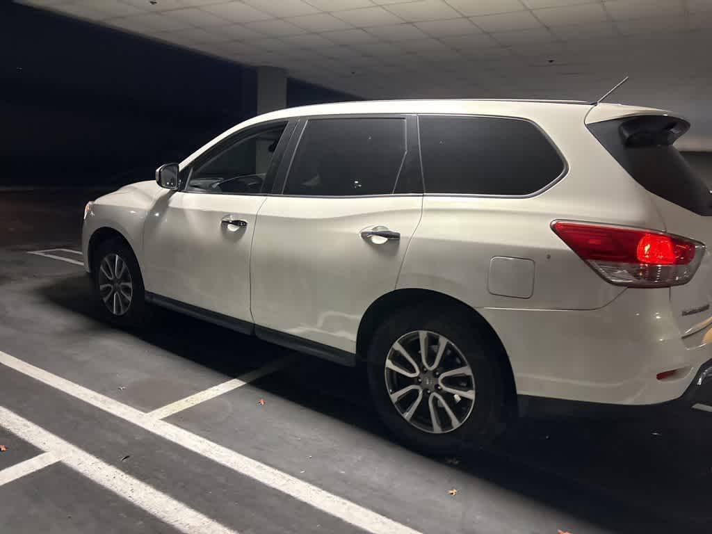 used 2014 Nissan Pathfinder car, priced at $7,995
